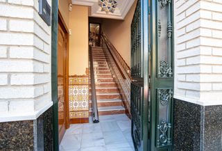 Casa adossada  Calle carabela. Oportunidad unica, gran adosado en alcala del rio una gran casa