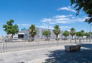 Casa adossada  Calle carabela. Oportunidad unica, gran adosado en alcala del rio una gran casa