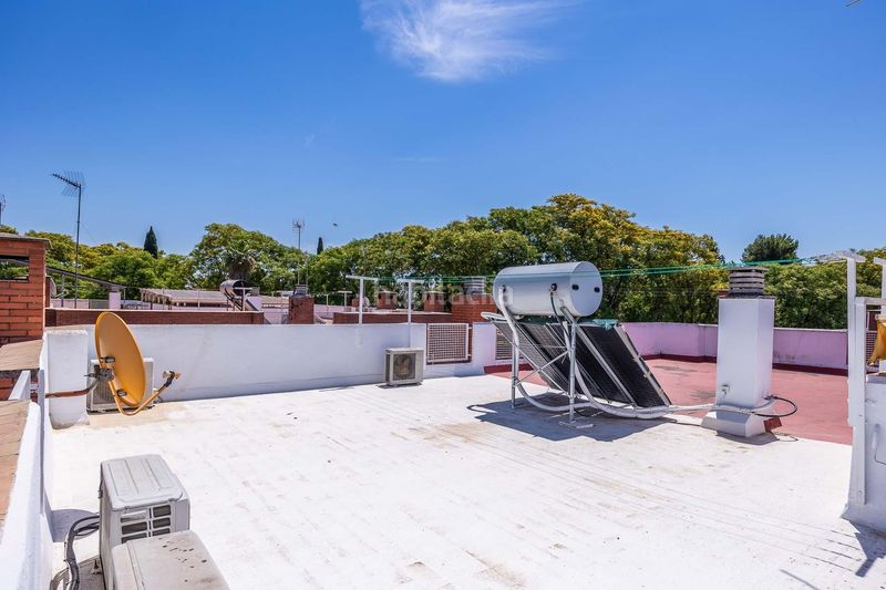 Foto d3694aa4-6d55-4519-908c-0819bdc6b219. Maison avec chauffage parking piscine dans Urbadiez - Entrepuentes Sevilla