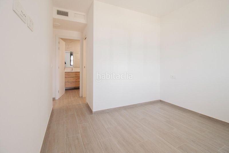 Foto 7eaa0d82-ffc4-48a5-b076-379ec54c77de. Lloguer pis amb aparcament piscina a San Jose de la Rinconada
