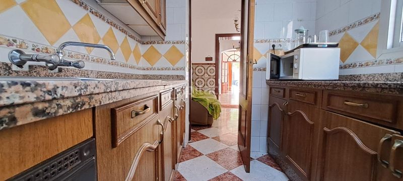 Foto 3ac18965-bdcc-4537-a432-73c162a77031. Casa a Brenes