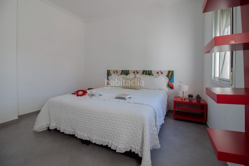 Foto 3d9799fb-2199-4560-9407-5e4ca6f666a7. Duplex in Centro Tomares
