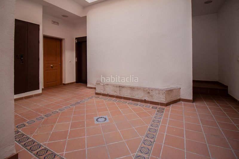 Foto bd825839-a1ca-40d4-b024-948174d251a4. Duplex in Centro Tomares