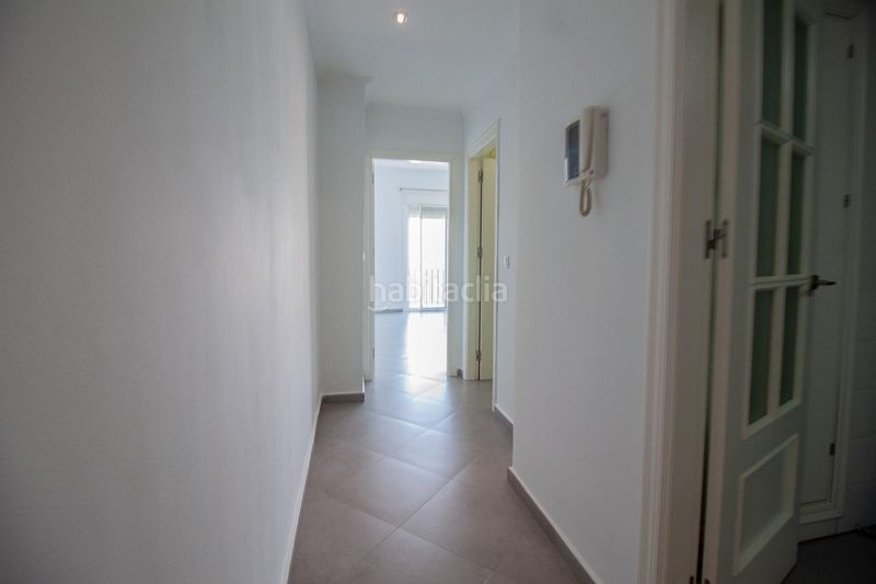 Foto 57d6a0e4-53d9-4a81-867d-0da11d912306. Duplex dans Centro Tomares