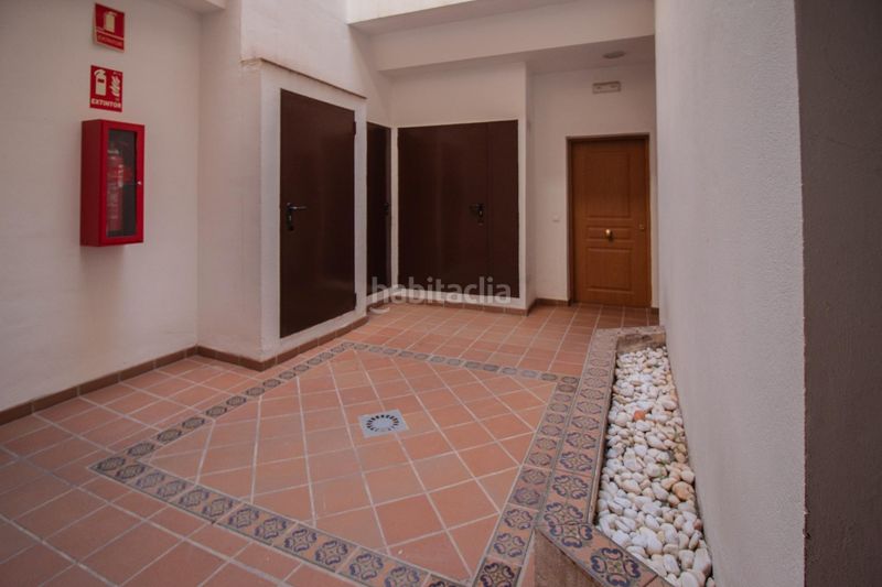 Foto 64dad345-6300-463b-8221-77b44f3f385a. Duplex in Centro Tomares