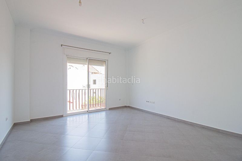 Foto 8b010cec-6365-4df2-9dc1-e1e210084a48. Duplex dans Centro Tomares