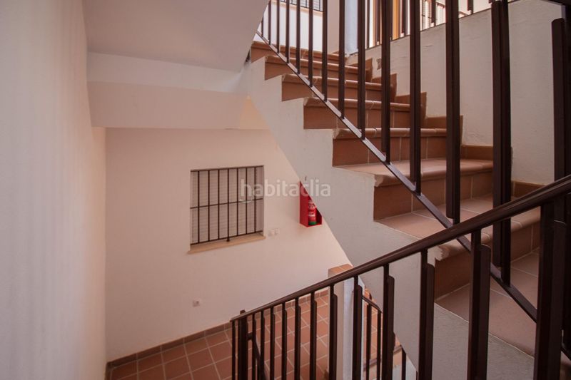 Foto c6ec0feb-ee31-4000-8e20-9267832854cb. Duplex in Centro Tomares