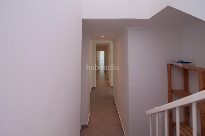 Foto db78df38-830f-4d3f-9fc7-356f1c0739da. Duplex in Centro Tomares