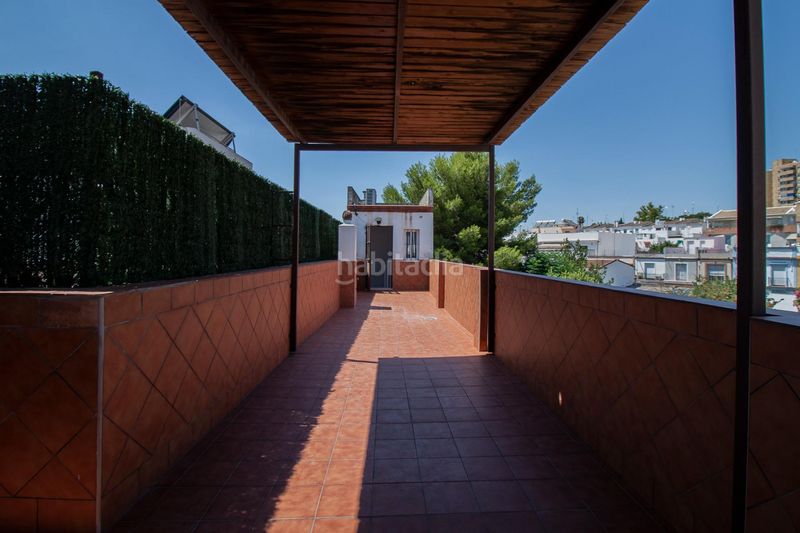 Foto e22790e2-6513-4860-afc7-cb694d396b6f. Duplex in Centro Tomares
