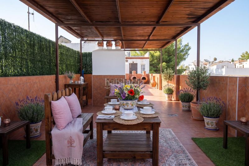 Foto fe4363ba-a743-406c-917b-07a4c8791b7c. Duplex in Centro Tomares