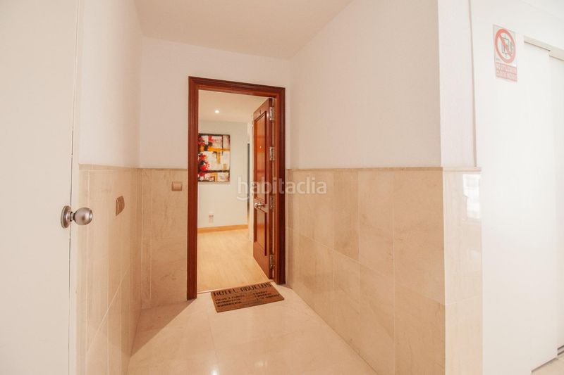 Foto 707f4846-b6f8-4d60-b205-99588cf1d3b7. Pis amb aparcament piscina a colores - entreparques Sevilla