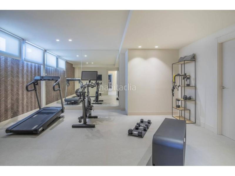 Foto f74da2b6-df20-4d93-b643-5972eb62c3bf. Haus mit parking pool in El Velerín Estepona