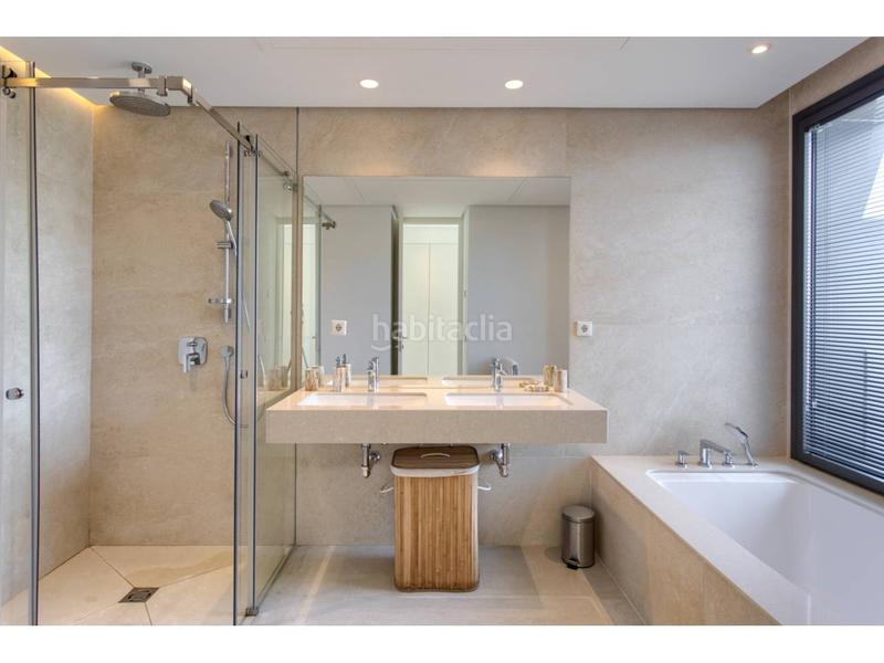 Foto 1fd0e61d-8e6c-4f07-850f-72838022b011. House with heating parking pool in La Alquería Benahavís