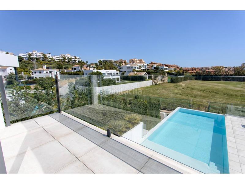 Foto bde3eba1-3c7a-49b8-8d5c-868e537398b5. House with heating parking pool in La Alquería Benahavís