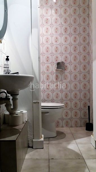 Foto 8d54f30b-46c2-4cb9-8c48-46ccf0a33fea. Local comercial a Bolueta Bilbao