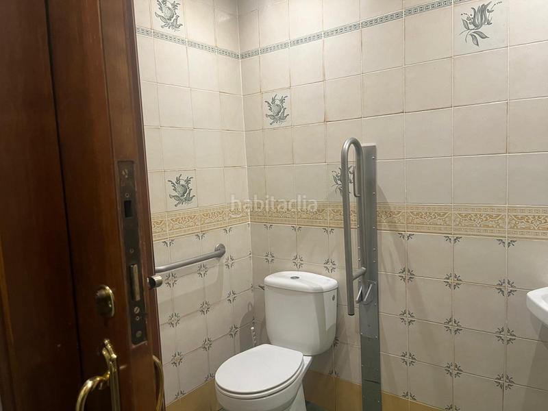 Foto 70e8e3fa-83ac-4465-997a-9e0cf2e5c930. Local comercial a castilla-la mancha kalea 13 a Rontegui-Pormetxeta Barakaldo