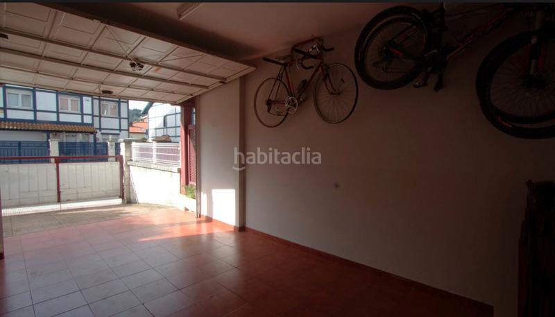 Foto 5a3a8ee0-8d5e-4977-aeba-67118fe0807c. Chalet  bifamiliar en las carreras en Abanto y Ciérvana / Abanto Zierbena