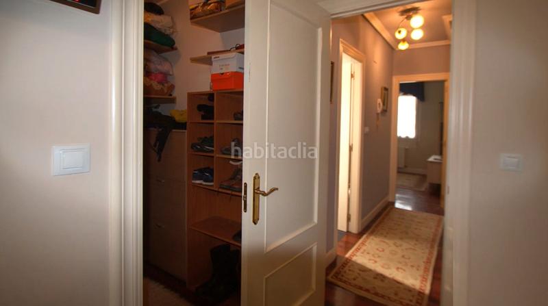 Foto 5c8dce39-c7d2-47d8-8722-ea0d0ec88df0. Chalet  bifamiliar en las carreras en Abanto y Ciérvana / Abanto Zierbena