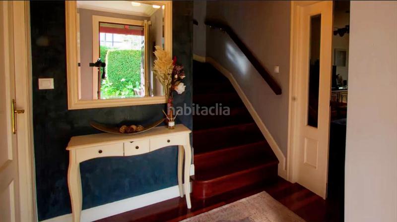 Foto 75e8cc92-e0f3-4b03-a2df-274eaa2d55d2. Chalet  bifamiliar en las carreras en Abanto y Ciérvana / Abanto Zierbena