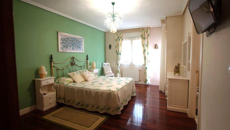 Foto 791ae88f-cda2-41d2-a93d-130aee5d2ffe. Chalet  bifamiliar en las carreras en Abanto y Ciérvana / Abanto Zierbena