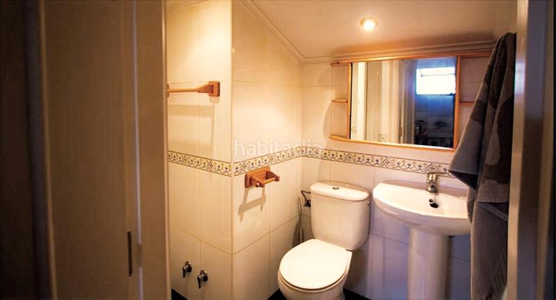 Foto 7c75b390-b71d-4680-90b4-d06eebf9ee51. Chalet  bifamiliar en las carreras en Abanto y Ciérvana / Abanto Zierbena