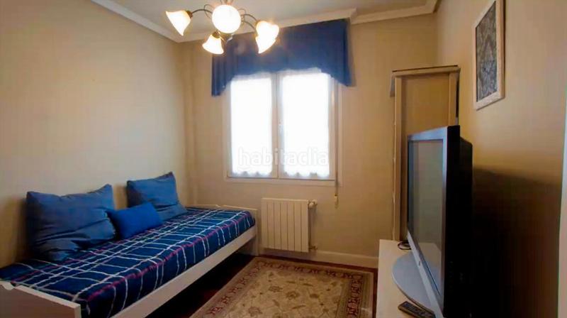 Foto 9f2889c9-6de1-4cc0-af71-09c49ae7e5ae. Chalet  bifamiliar en las carreras en Abanto y Ciérvana / Abanto Zierbena