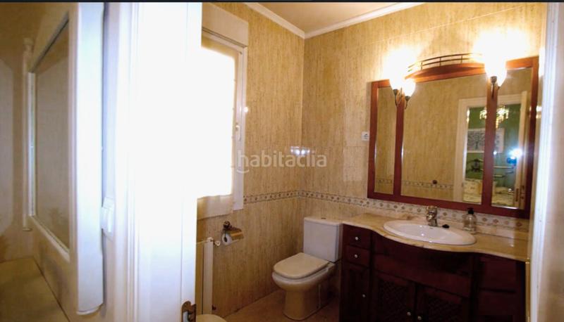 Foto b656873e-02aa-4481-9cee-39caf7fa4a5a. Chalet  bifamiliar en las carreras en Abanto y Ciérvana / Abanto Zierbena