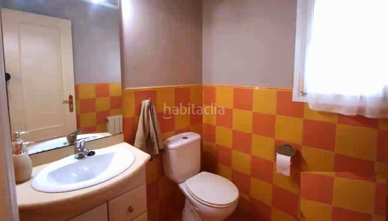 Foto d0341586-2735-4134-8594-ee8d4d024546. Chalet  bifamiliar en las carreras en Abanto y Ciérvana / Abanto Zierbena