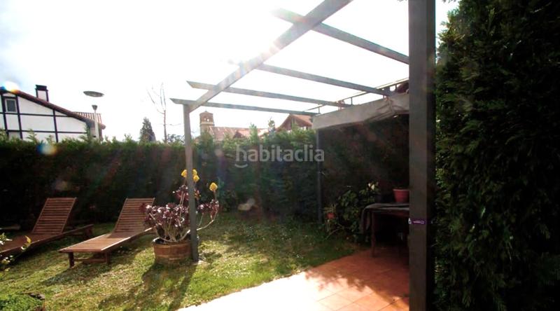 Foto d62ba5d1-3275-4f60-8d7a-131567ab5e10. Chalet  bifamiliar en las carreras en Abanto y Ciérvana / Abanto Zierbena