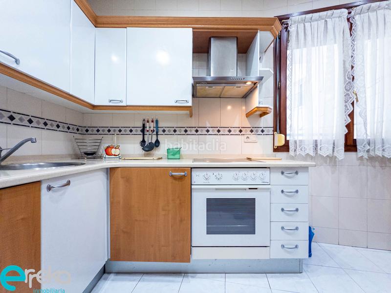 Foto e52903d0-2346-4d9e-b72f-e53bfddc8b85. Pis a autonomia kalea 35 a Ametzola Bilbao