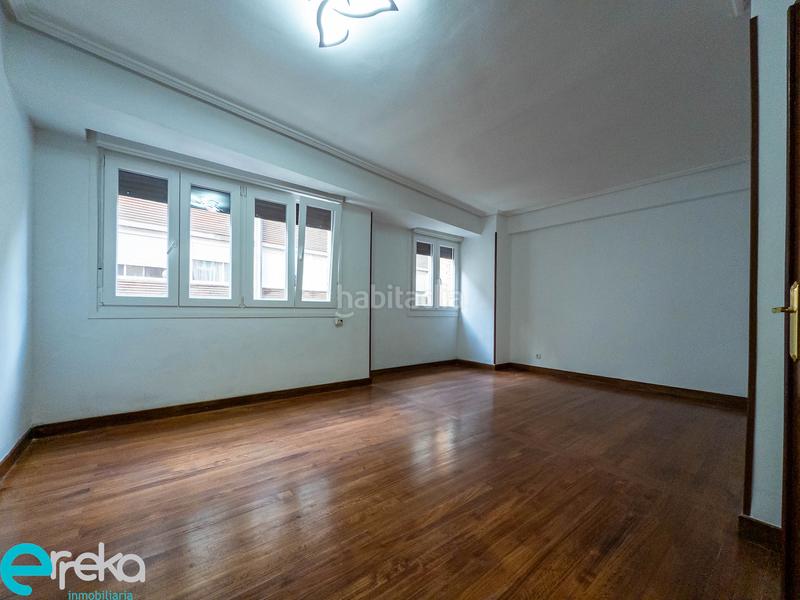 Foto c8db0357-f73e-42c1-8727-81d5dd21578e. Appartamento in La Peña Bilbao