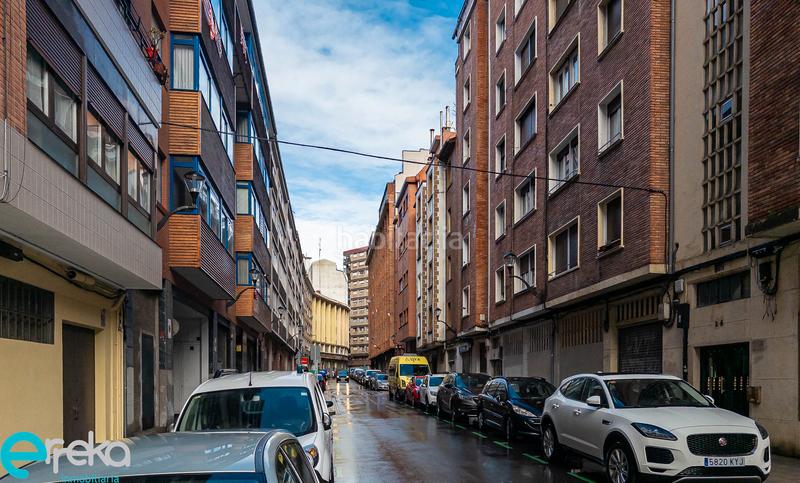 Foto cc07091a-6abd-4059-9a64-69a797237357. Flat in La Peña Bilbao
