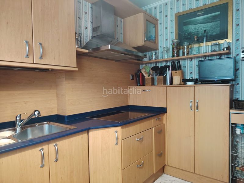 Foto e7ef96c0-73eb-4ab5-bb13-897d770f23db. Dúplex venta de piso en Centro Urbano-Hirigunea Leioa