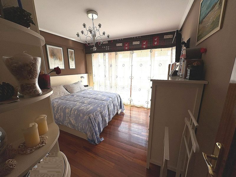 Foto eb35b2bb-24f1-44a2-bfb0-d2f8f0c7b44e. Dúplex venta de piso en Centro Urbano-Hirigunea Leioa