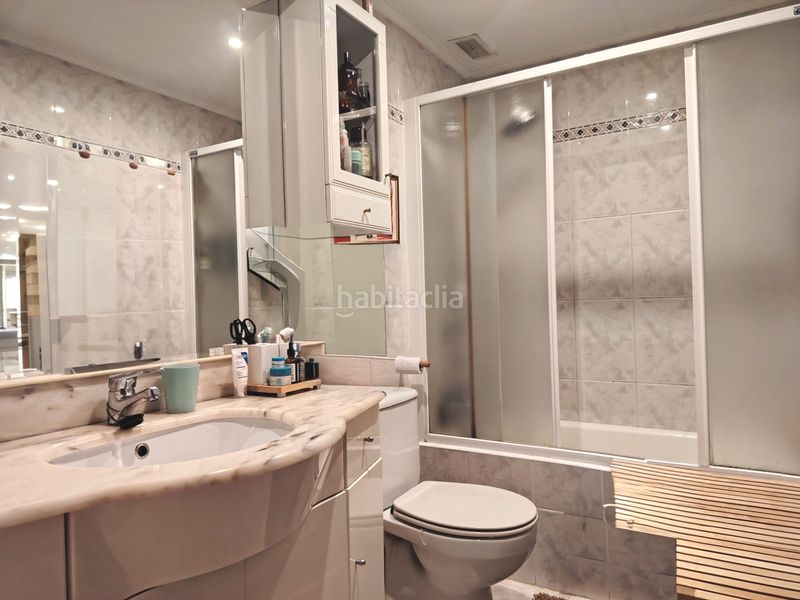 Foto f187cae4-5ef7-4a52-aaaa-97c8685ec463. Dúplex venta de piso en Centro Urbano-Hirigunea Leioa