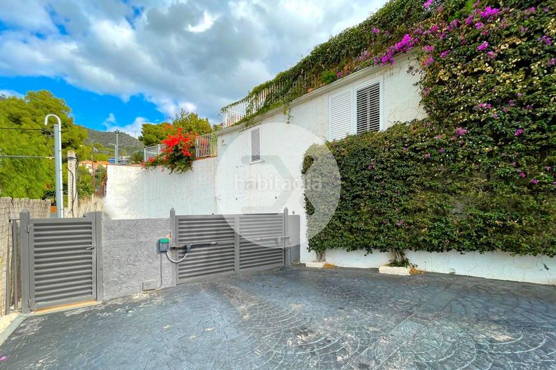 Foto 593ce172-4210-48fe-9777-25652030f6a7. House with heating parking pool in El Poal Castelldefels