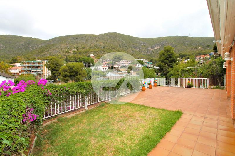 Foto 7af2ba10-20e6-4e47-9129-300bee89fd5f. House with heating parking pool in El Poal Castelldefels
