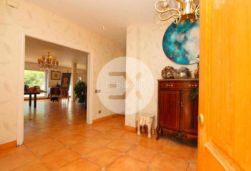 Foto c9ea23b9-00e8-40b6-a031-53db575fc85b. House with heating parking pool in El Poal Castelldefels