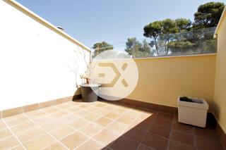 Zweistöckige Wohnung in Centre. Dúplex en venta en sant boi de llobregat