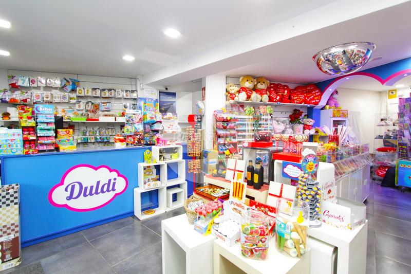 Foto 2d500cfc-c597-4400-ac38-102080c09436. Trapasso locale commerciale in Centre Castelldefels