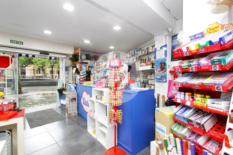 Foto 43d7fe07-e409-4d35-a864-0847963ad84f. Trapasso locale commerciale in Centre Castelldefels