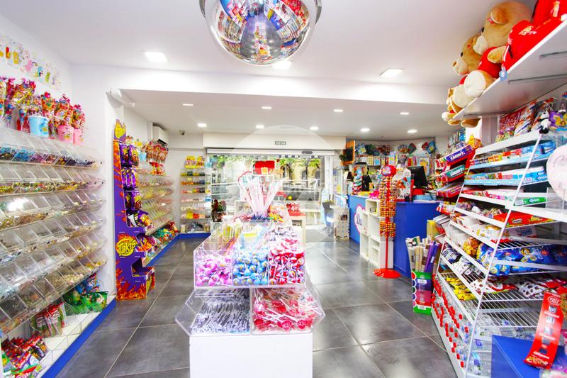 Foto bf0ffe0b-e566-4849-a2ed-d252fd3c40ec. Trapasso locale commerciale in Centre Castelldefels