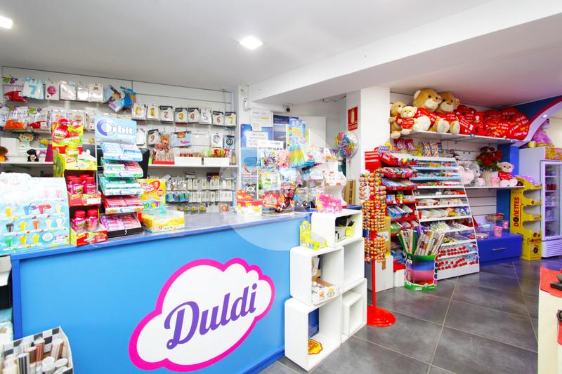 Foto f2b0d5e1-8d40-4bf4-985c-5524e6571ba5. Trapasso locale commerciale in Centre Castelldefels