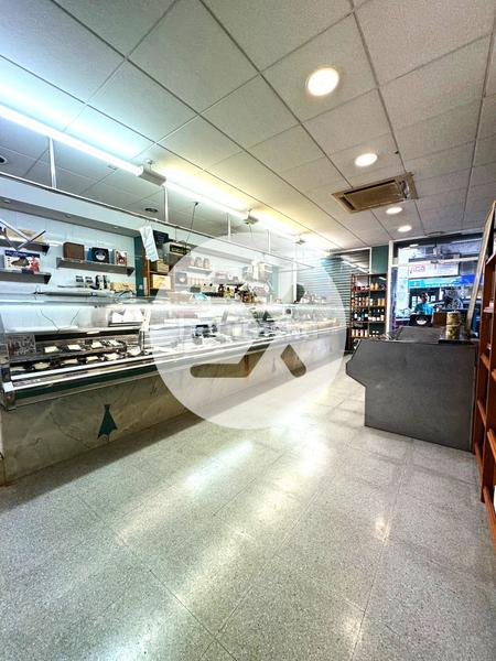 Foto a17347a8-b556-41e8-a5c8-0d674d81f4f8. Traspàs local comercial a Centre Castelldefels