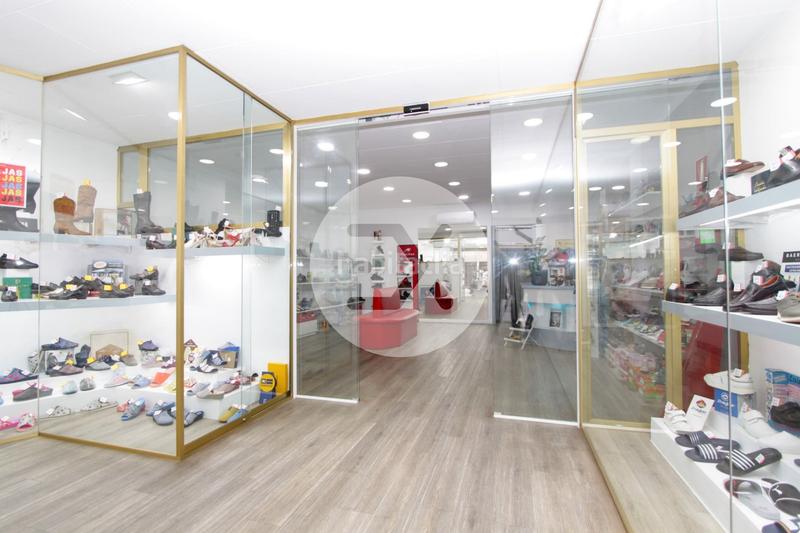 Foto 3998a25e-cfe2-480b-874a-b1c545d57416. Alquiler local comercial en Centre Castelldefels