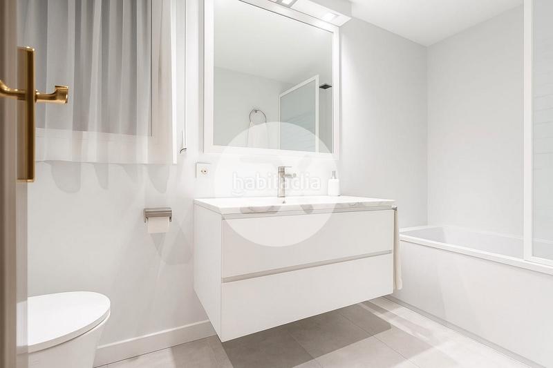 Foto 2d445cb8-4182-48ee-a90b-66a98b21ad6b. Appartement dans Sant Antoni Barcelona