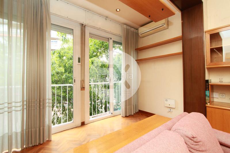 Foto ad4cd199-6d7c-47cb-9a63-a7fa920dc360. Appartement dans Sant Antoni Barcelona