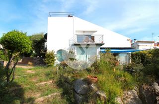 Maison à Montmar