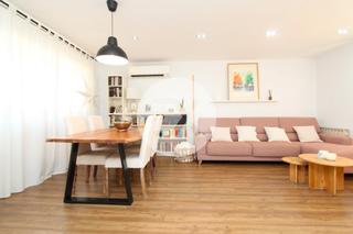 Casa aparellada a Montmar