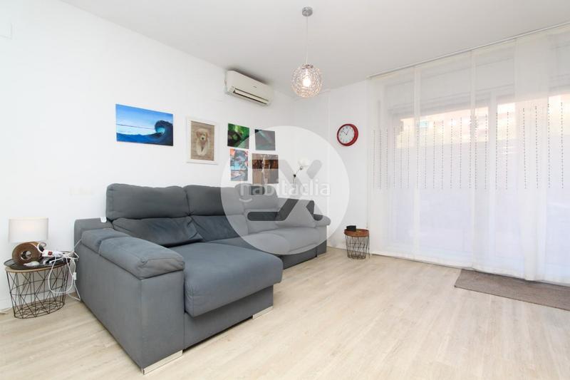 Foto 54c278f8-c3f4-4e78-9dba-17a380ae8dcf. Flat with parking pool in Castell-Poble Vell Castelldefels